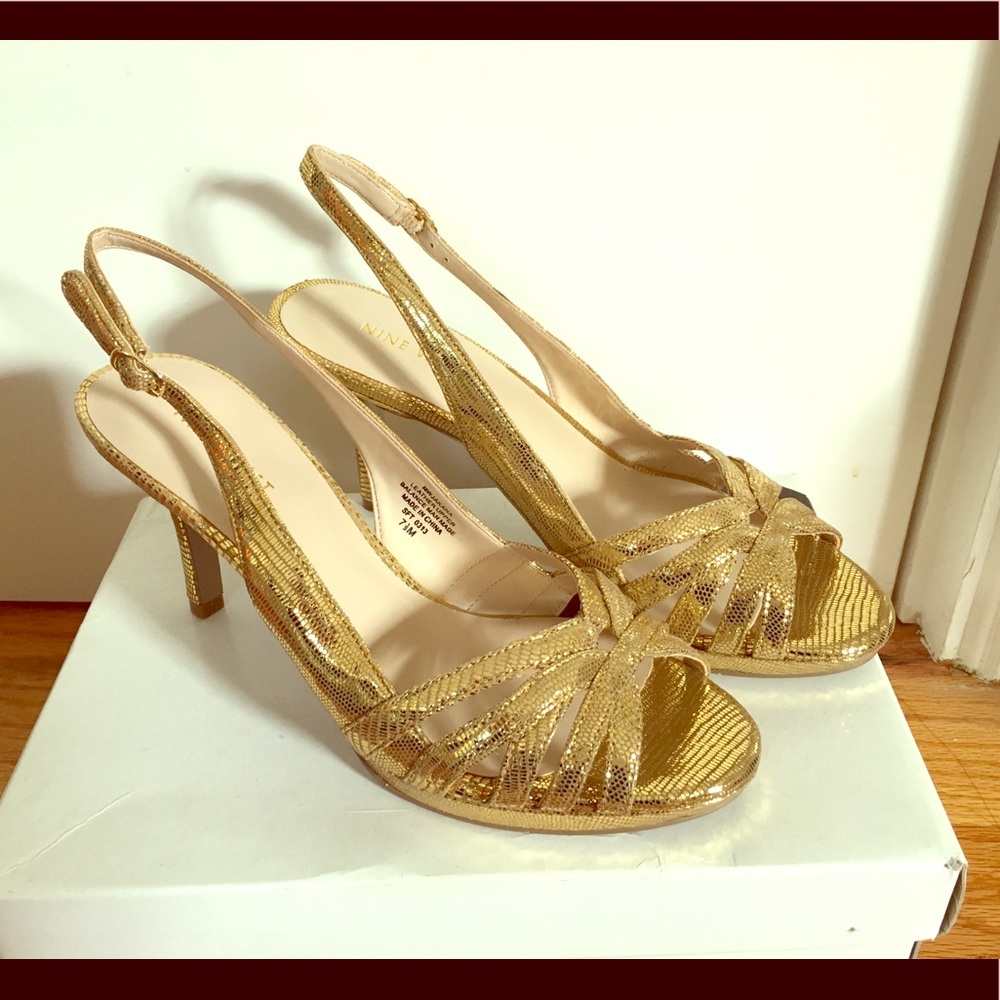 NWT Gold Nine West Strappy Heels